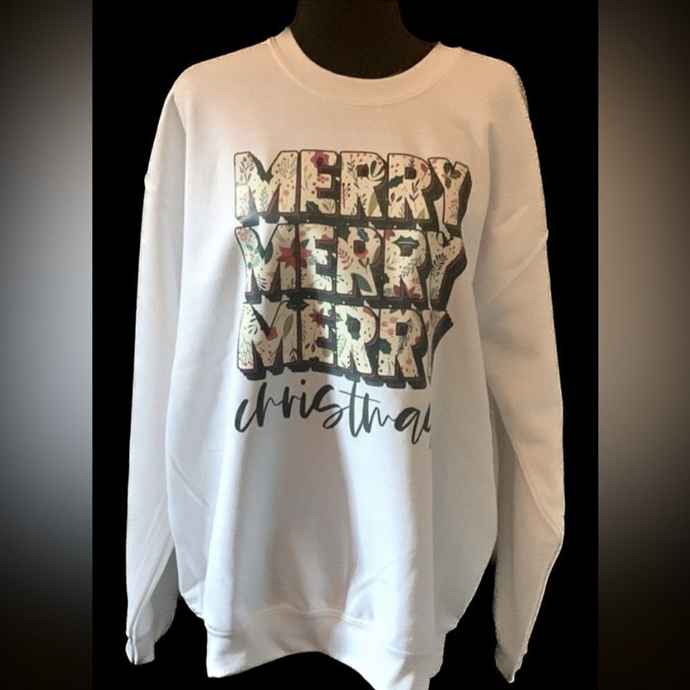 🎄NWOT Gildan Sweatshirt Heavy Blend Crewneck size S